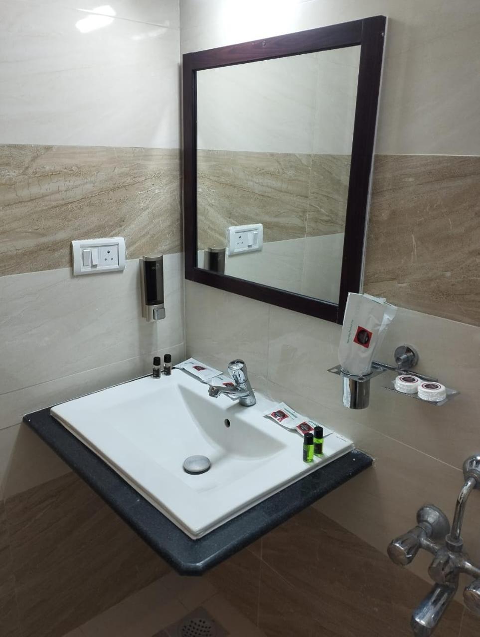 Annai Residency Hotel Vellore Exterior foto